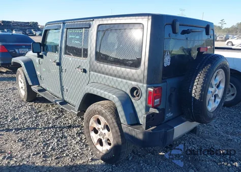 2015 Jeep Wrangler Unlimited Sahara z USA, uszkodzony, nr VIN 1C4HJWEG7FL662657